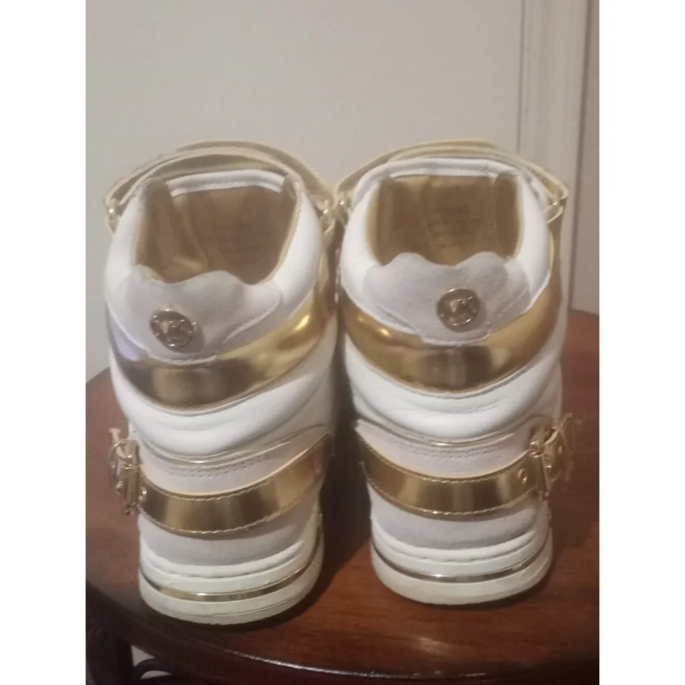 Women Michael Kors Athletic Tennis Shoes hightop logo SZ 7.5M Gold/white Leather - Picture 12 of 14